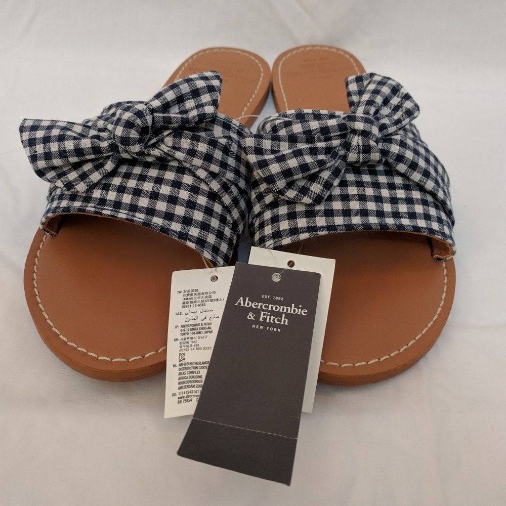 NWT Abercrombie and Fitch Sandals
